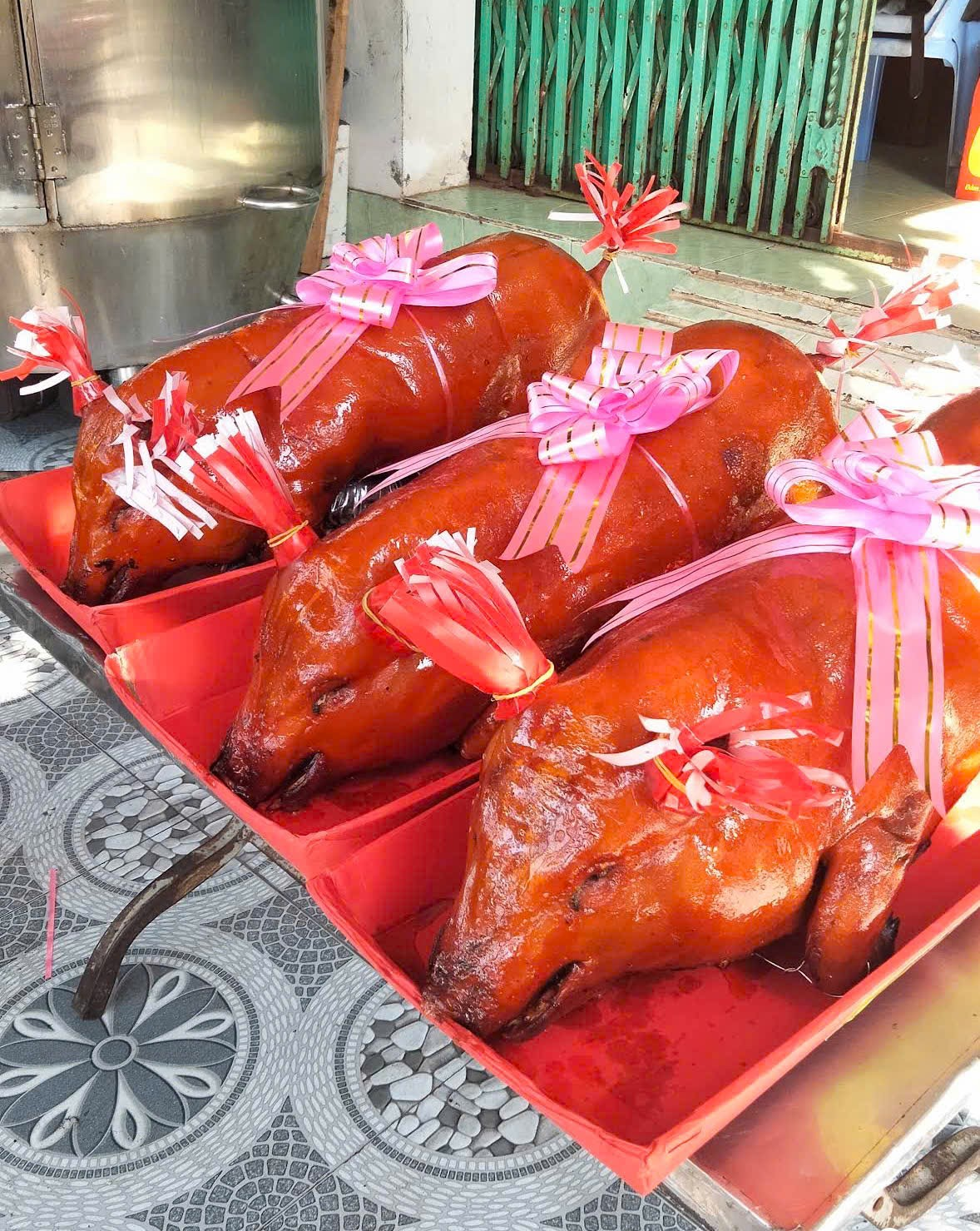 Có nhận đặt quay công